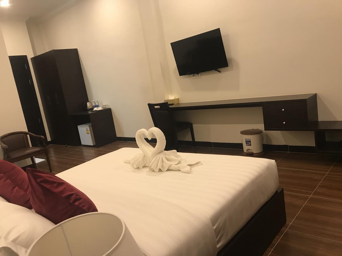 金苹果二酒店 金边 外观 照片
